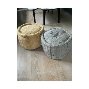 Puf orange. Kun til afhentning.